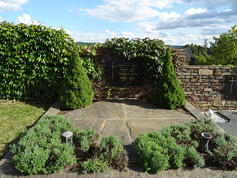 Friedhof Burgau (mit Burgauberg)