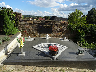 Friedhof Burgau (mit Burgauberg)