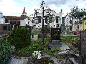Friedhof Burgau (mit Burgauberg)