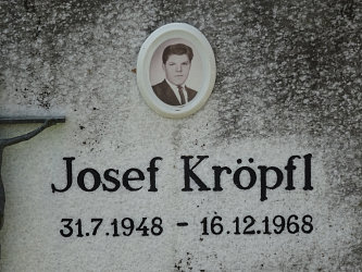 Friedhof Hll