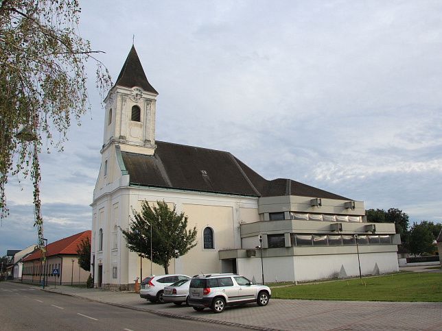 Apetlon, Pfarrkirche hl. Margaretha