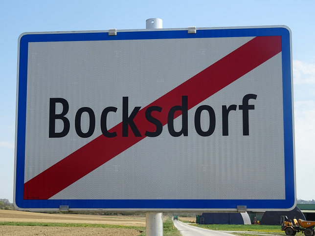 Bocksdorf, Ortstafel