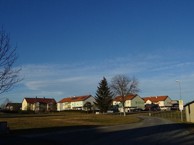 Bocksdorf, Siedlungsstraße