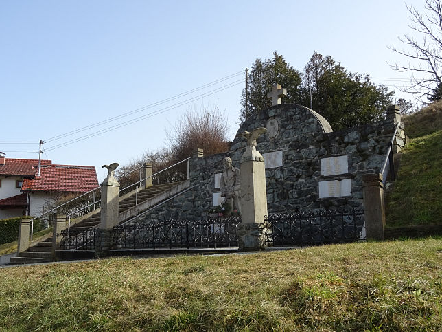 Burg, Kriegerdenkmal