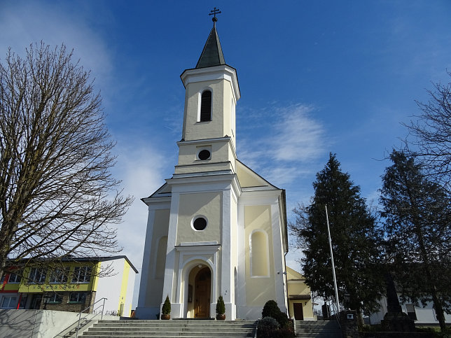 Dt. Tschantschendorf, Pfarrkirche Mariae Geburt