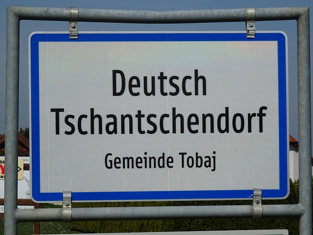 Dt. Tschantschendorf, Ortstafel