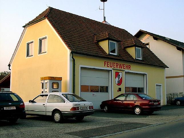 Eltendorf, Altes Feuerwehrhaus