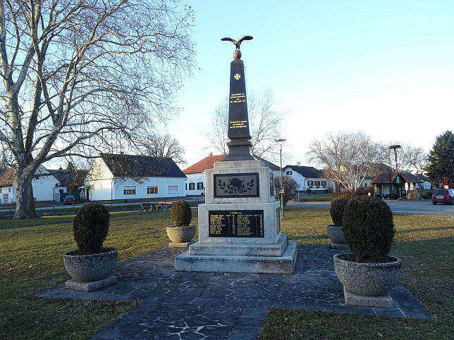 Eltendorf, Kriegerdenkmal