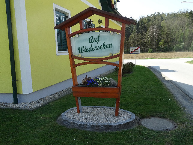 Gamischdorf-Brunnergraben, Auf Wiedersehen