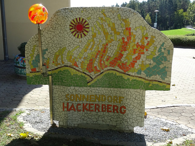Hackerberg, Sonnendorf