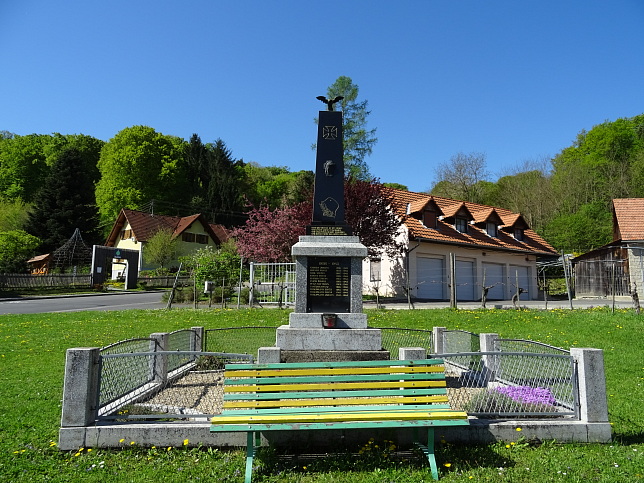 Heiligenbrunn, Kriegerdenkmal