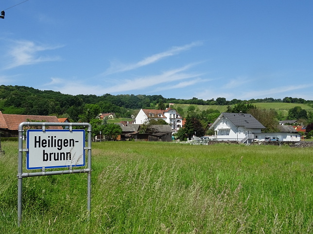 Heiligenbrunn, Ortstafel