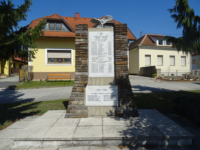 Kleinpetersdorf, Kriegerdenkmal