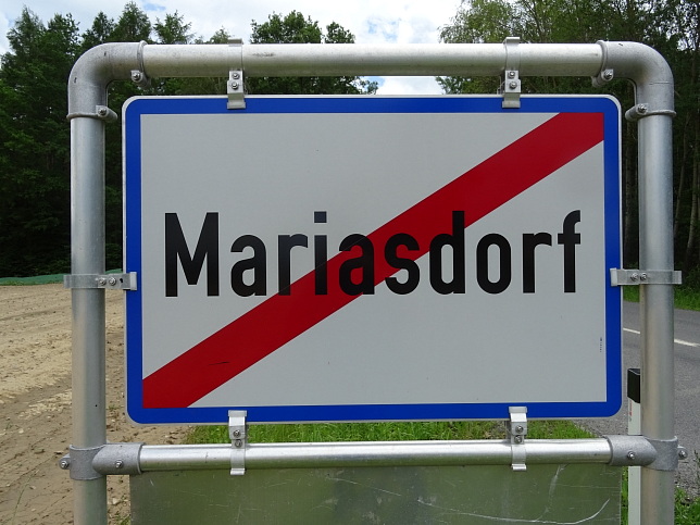 Mariasdorf, Ortstafel