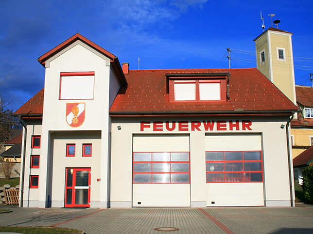 Markt Neuhodis, Neues Feuerwehrhaus