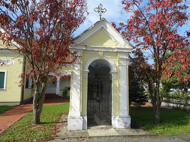 Moschendorf, Familienkapelle