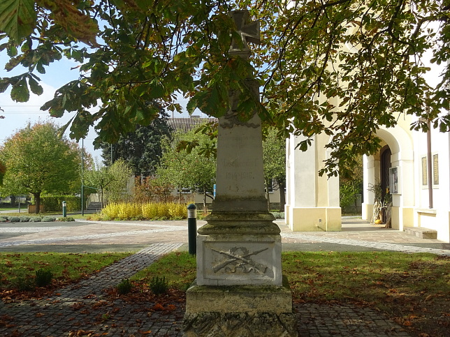 Moschendorf, Kriegerdenkmal