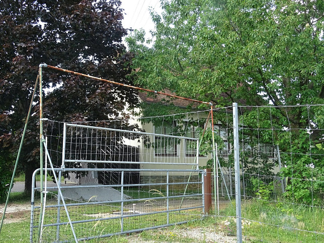 Neuberg-Bergen, Ehemalige Schule