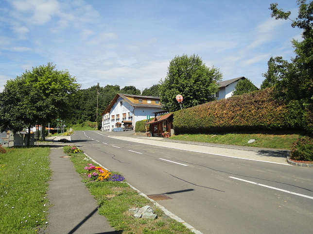 Neusiedl, Hauptstraße