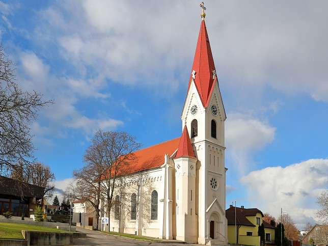 Nickelsdorf, Pfarrkirche hl. Nikolaus