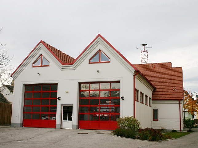 Pöttelsdorf, Neues Feuerwehrhaus
