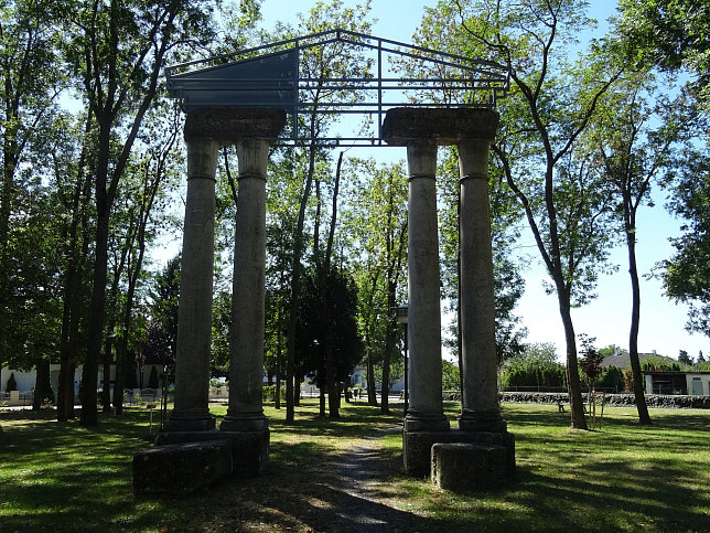 Rechnitz, Mausoleum Julius Sz�jb�ly