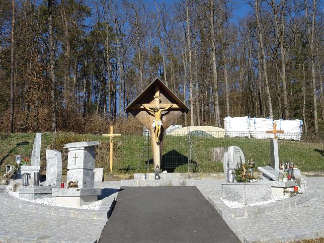 Rohr im Burgenland, Friedhofskreuz