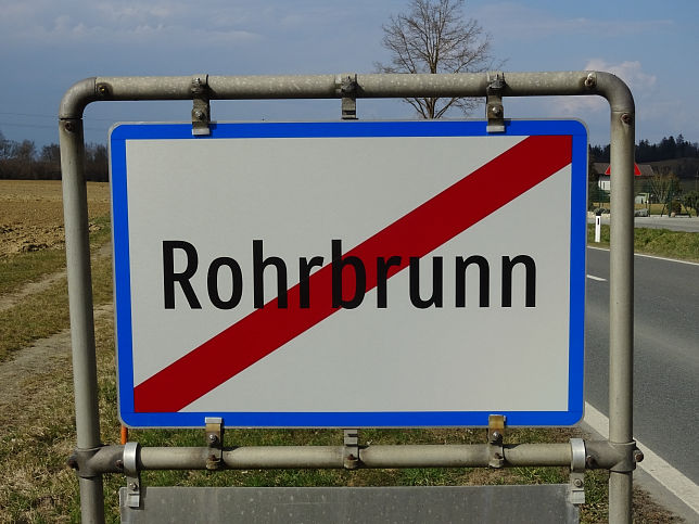 Rohrbrunn, Ortstafel
