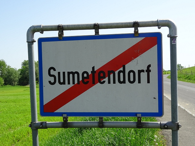 Sumetendorf, Ortstafel