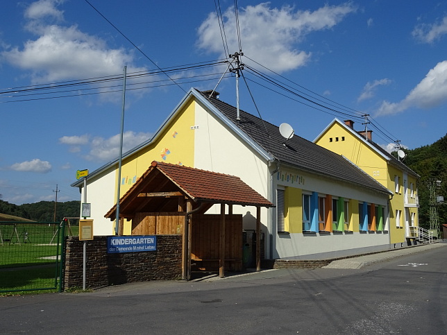 Tauka, Kindergarten