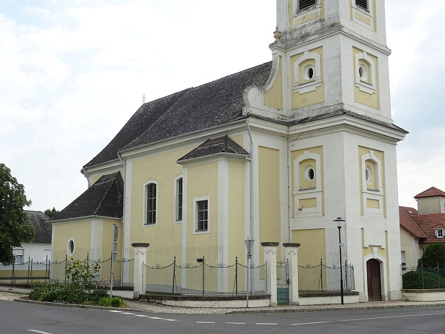 Unterloisdorf, Filialkirche hl. Radegundis