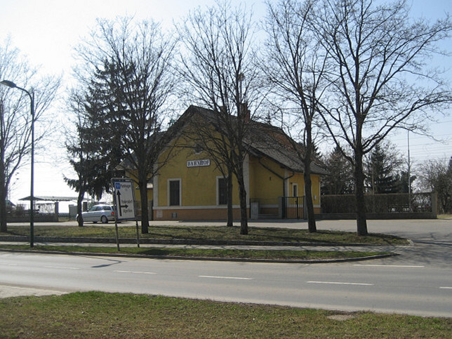 Wallern, Bahnhof