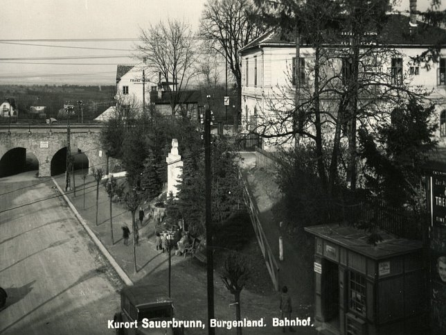 Bad Sauerbrunn, Bahnhof