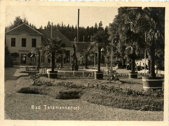 Bad Tatzmannsdorf, Kurplatz mit Nymphenbrunnen