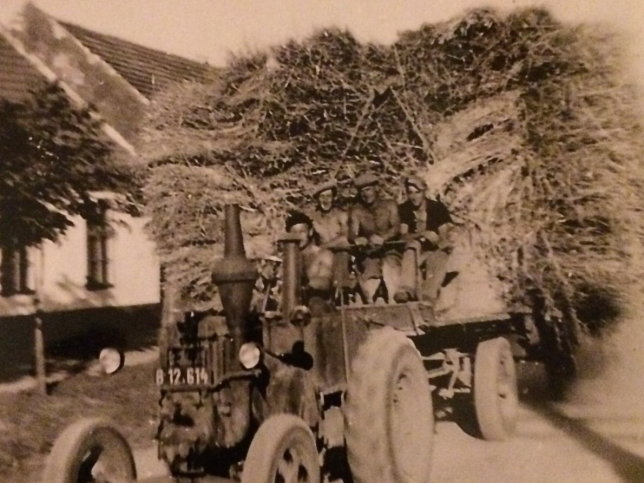 Deutsch Jahrndorf, Traktor