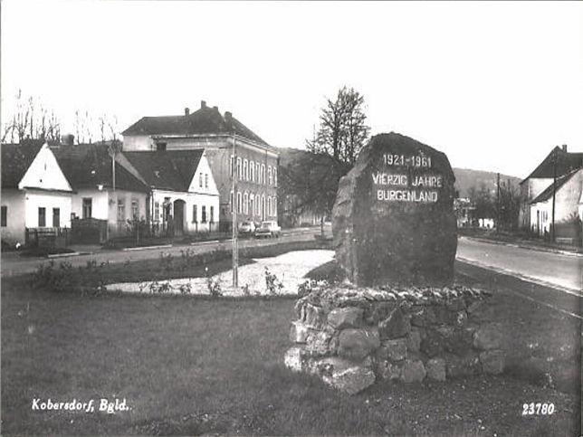 Kobersdorf, Gedenkstein