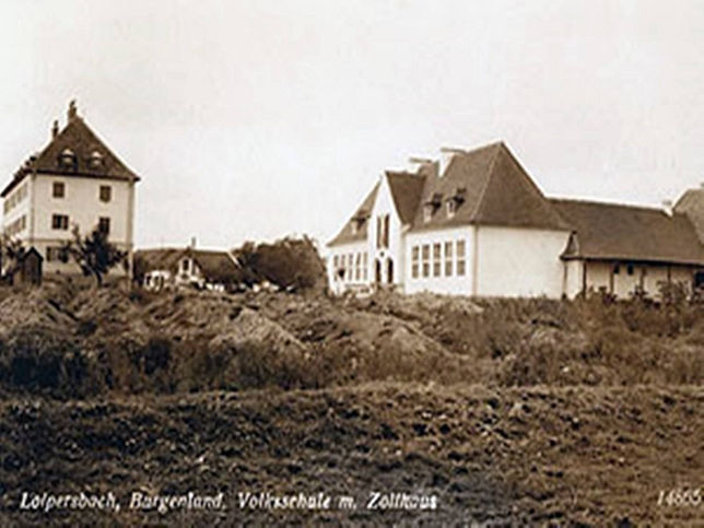 Loipersbach, Alte Volksschule mit Zollhaus