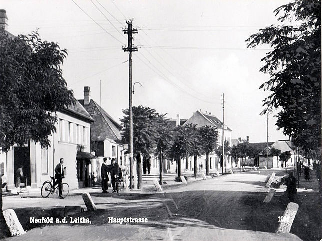 Neufeld an der Leitha, Hauptstraße