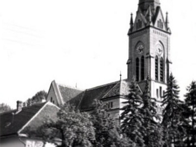 Pöttelsdorf, Kirche