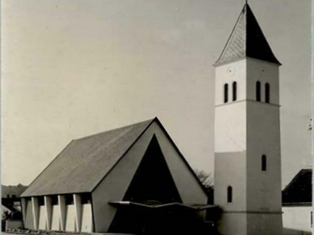 Stoob, Evangelische Kirche